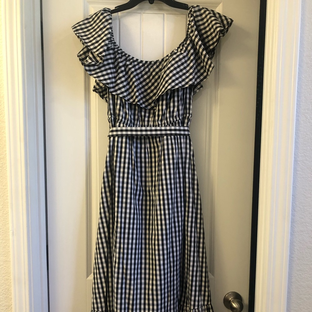 BLK/WHT Gingham Dress
